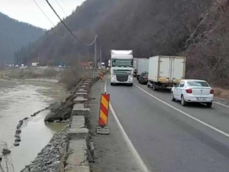 șofer de tir beat pe valea oltului a ieșit de pe drum și a ajuns în șanț.
