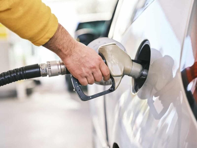 creșterea prețurilor la carburanți la începutul anului 2025