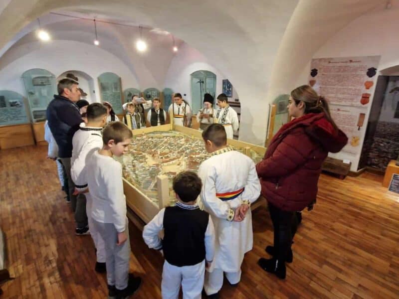 activități și expoziții pentru elevi în săptămâna „școala altfel” la muzeul municipal mediaș