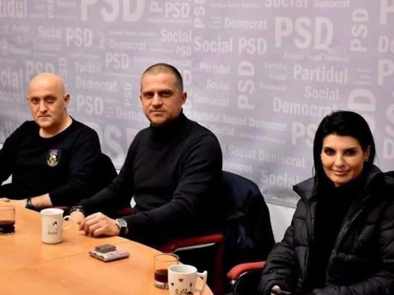 președintele psd sibiu oferă lămuriri referitoare la fotografiile cu el și mercenarul potra, afirmând că nu era conștient de legăturile acestuia cu călin georgescu.