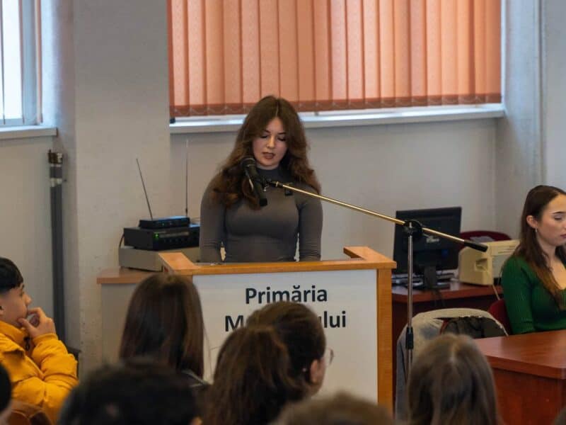 concurs de dragobete între elevii unui liceu din mediaș (foto)