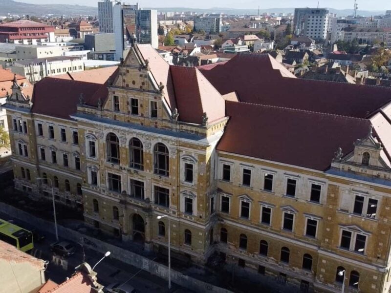 palatul de justiție din sibiu are o nouă oportunitate; se vorbește despre reluarea lucrărilor.