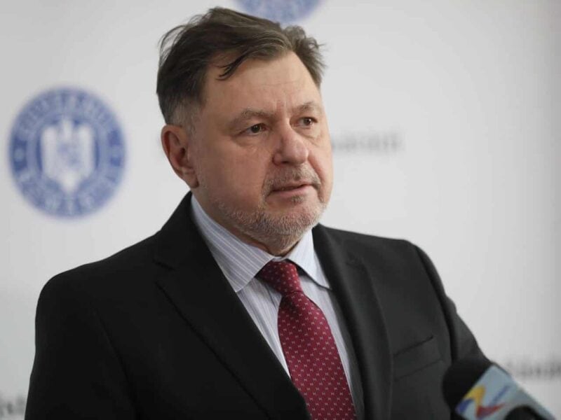 usr solicită demisia urgentă a ministrului sănătății, cerându-i lui rafila să își asume eșecul și să renunțe la funcție.