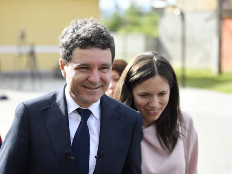 nicuşor dan vizitează salina praid și zonele inundate din covasna