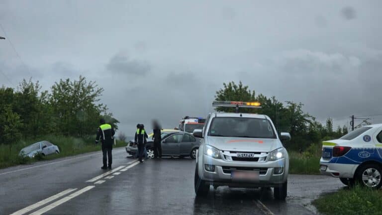 accident pe dn14 în zona brateiu și ațel