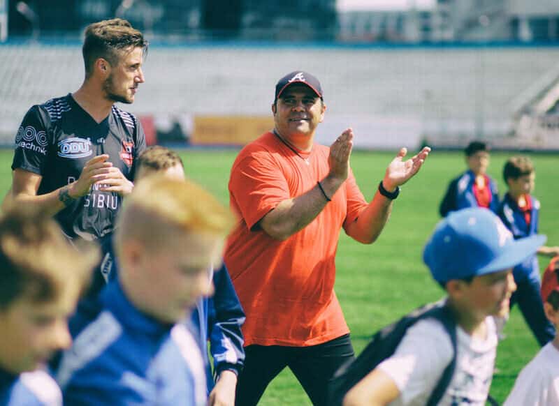 antrenorul care a condus fc hermannstadt în finala cupei din 2018 este optimist, declarând că sibiul poate înfrunta orice echipă.