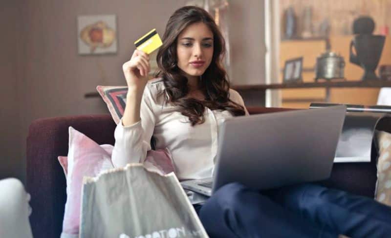 magazinele online trebuie să-și dezvăluie datele conform noilor reguli