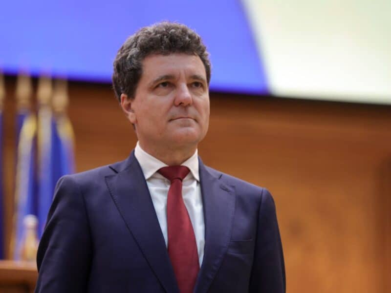 avertismentul lui nicușor dan: instituțiile statului devin nefuncționale și neglijează cetățenii