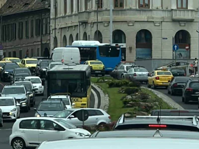 regula fermoarului aprobată tacit în senat, sancțiuni pentru șoferii care nu o respectă