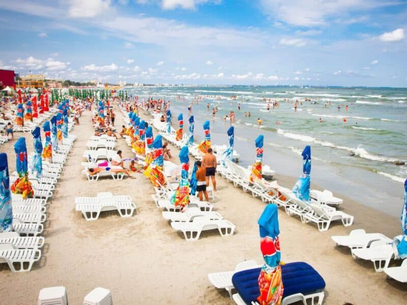 vacanțe ruinate la mare, turiștii pleacă de pe plaje
