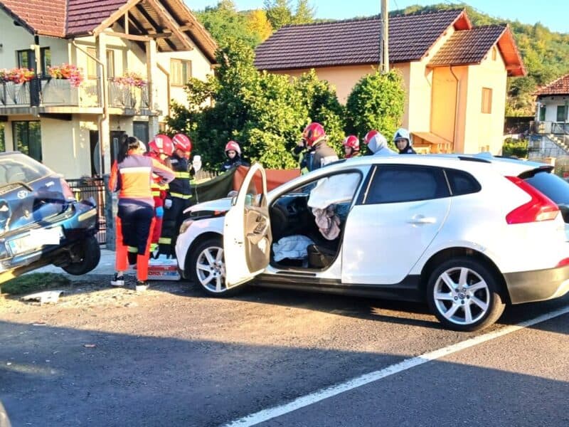 tragedie șocantă pe drumul dintre sibiu și vâlcea: 7 răniți, inclusiv un copil în stare gravă