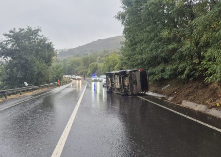 imagini șocante din accidentul grav de duminică la șeica mare: trei răniți în urma coliziunii!