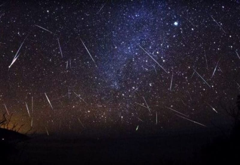 perseidele ating maximul pe 12 august pe cerul româniei