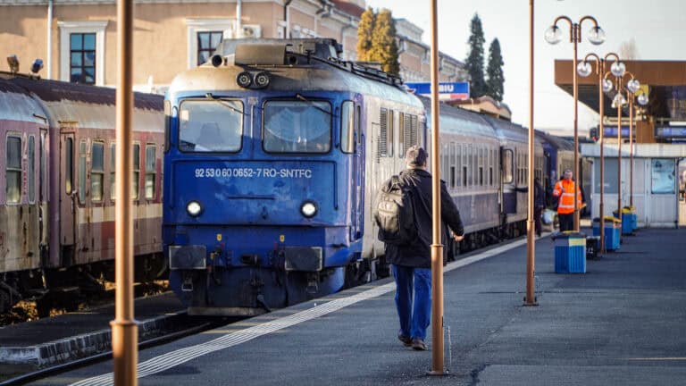 cfr revine la normal: trenurile de călători din sibiu și mediaș nu se mai anulează!