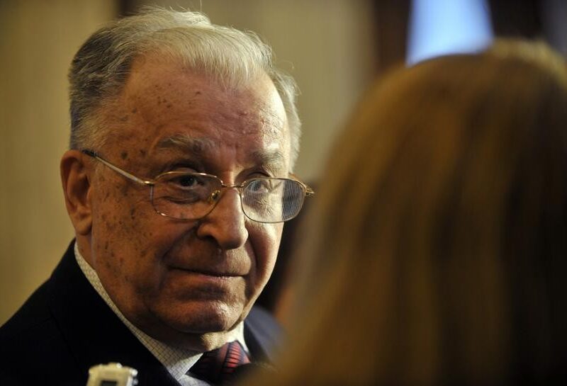 ion iliescu în stare gravă: guvernul stabilește pașii pentru organizarea funeraliilor