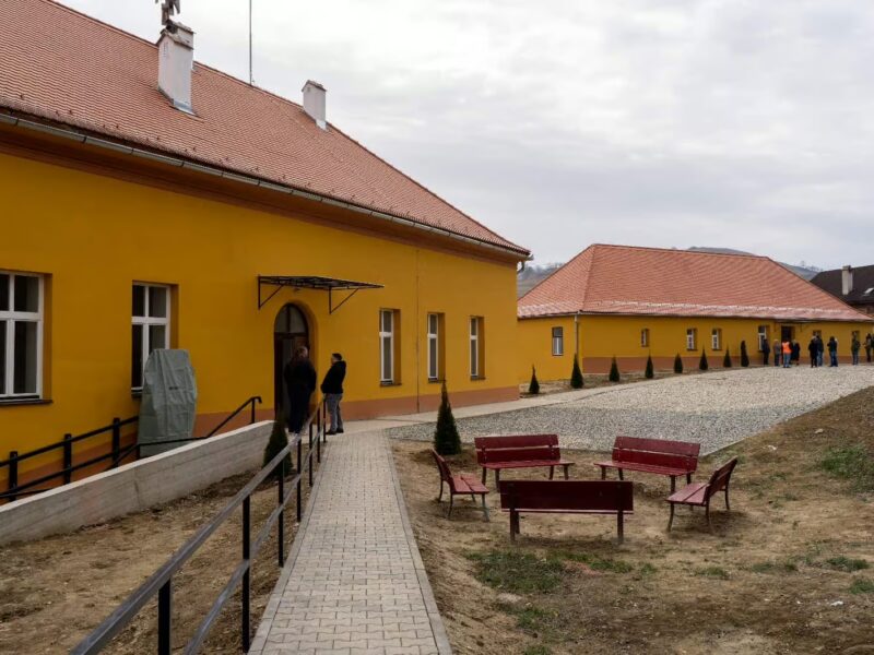 sibiul încheie o eră rușinoasă: toate școlile au acum toalete moderne!