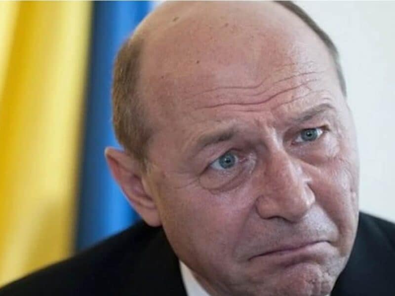 proiectul respins - băsescu nu primește încă vila de protocol
