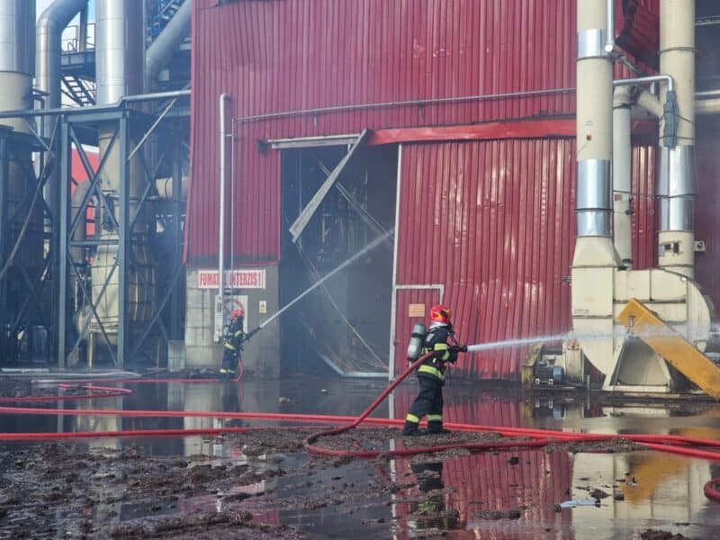 cauza incendiului de la fabrica kronospan din sebeș a fost identificată