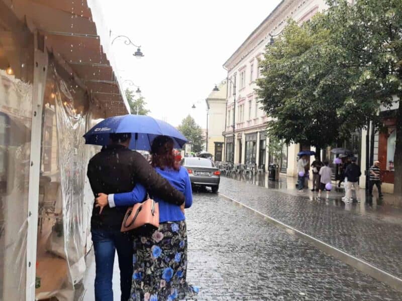 vreme instabilă timp de două zile în aproape toată țara, cu precipitații intense în nord-vest