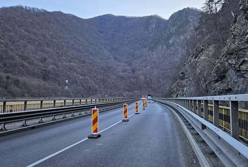 restricții de trafic pe valea oltului din cauza lucrărilor în desfășurare