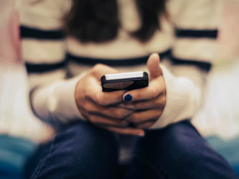 copiii sub 16 ani vor avea nevoie de acordul părinților pentru a accesa rețelele sociale, dacă noua lege este adoptată în parlament