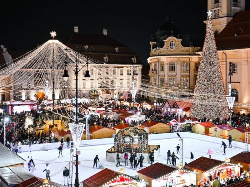 iarna în județul sibiu: 6 patinoare, inclusiv un eco amenajat pe acoperiș la promenada mall
