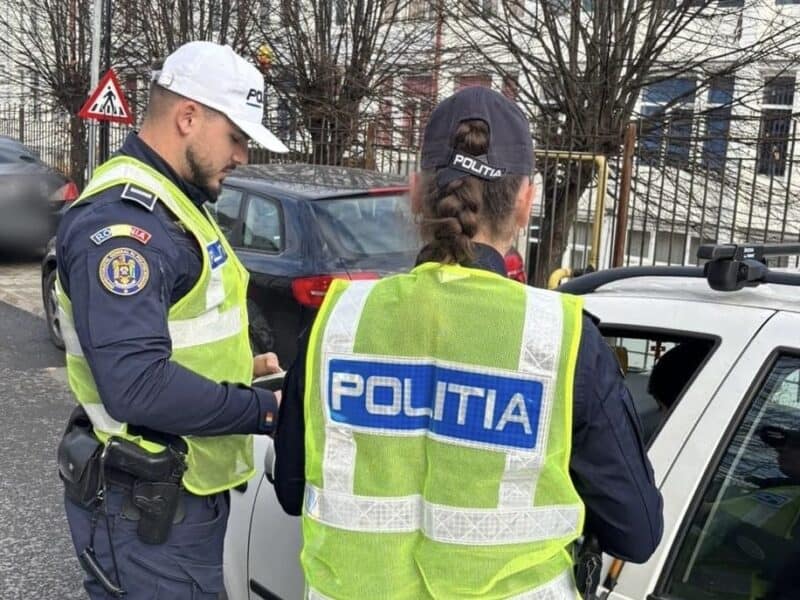 doi șoferi depistați la volan cu permisul suspendat în sibiu și valchid