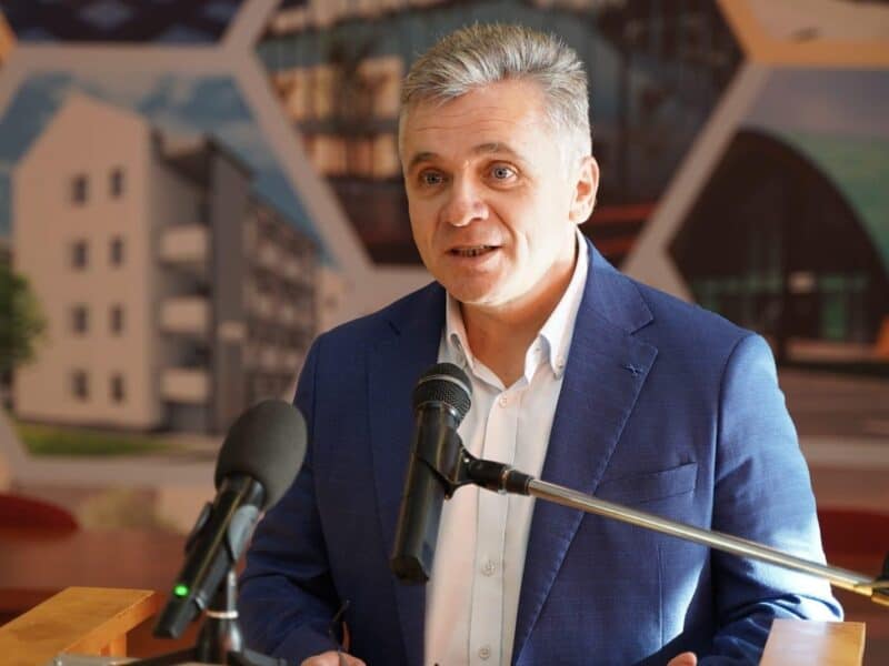 mesaj de sărbători din partea primarului mediașului: urări de crăciun fericit și un an nou prosper