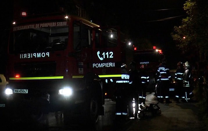 incendiu devastator într-o locuință din valea viilor: intervenția echipajelor de pompieri în plină acțiune