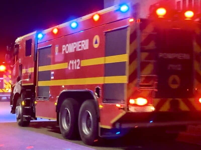 incendiu într-un bloc din cisnădie: zeci de locatari evacuați