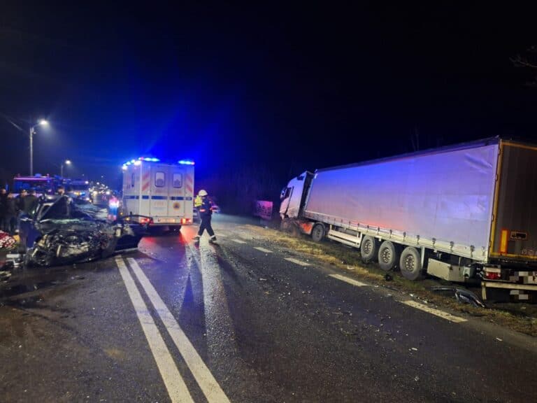 accident tragic pe valea oltului, în apropiere de călimănești - foto