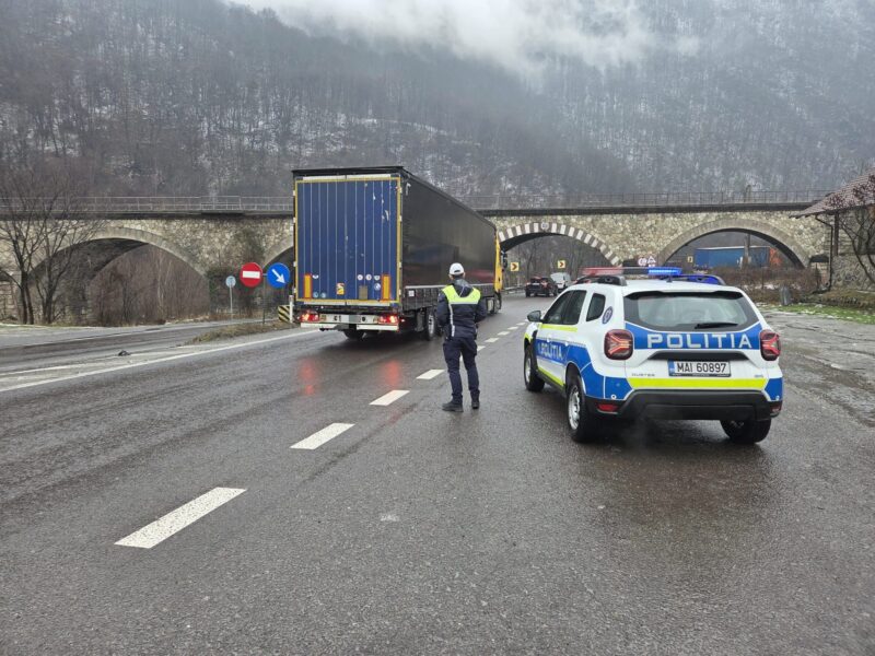 operațiune de amploare a poliției pe valea oltului cu zeci de agenți mobilizați