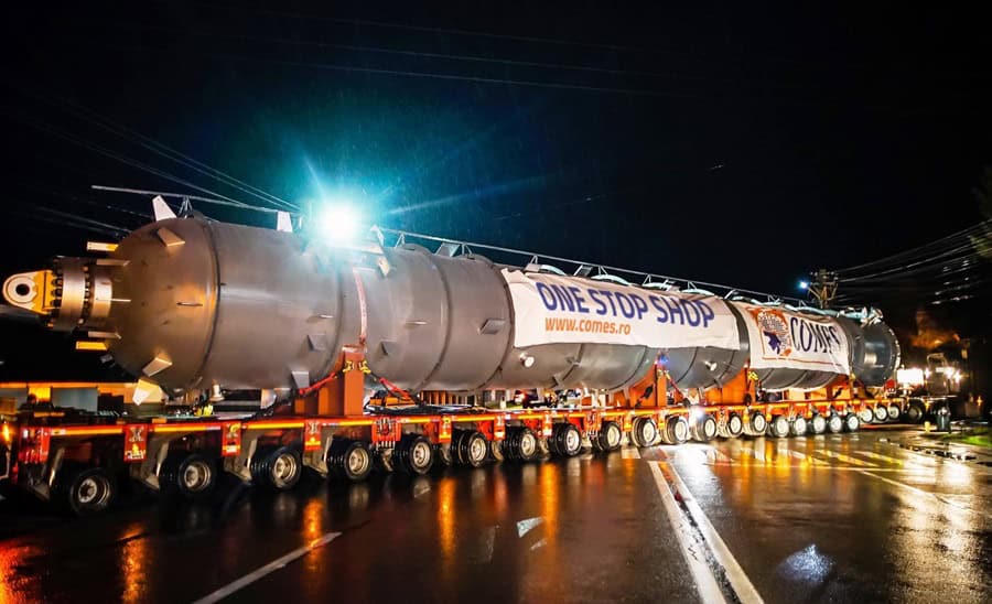 COMES Săvinești își dezvoltă gama de producție cu execuția de reactoare de proces și schimbătoare de căldură în greutate de până la 450 de tone 3 comes săvinești își dezvoltă gama de producție cu execuția de reactoare de proces și schimbătoare de căldură în greutate de până la 450 de tone