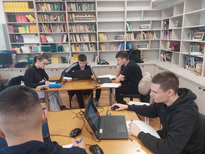 elevii din sibiu obțin un impresionant succes la etapa națională a concursului de geografie, cucerind 23 de premii