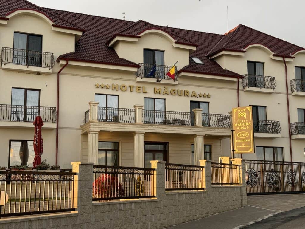 Descoperă Mărginimea Sibiului: ce mâncăm, ce vizităm și unde ne cazăm când ajungem la Jina 3 descoperă mărginimea sibiului: ce mâncăm, ce vizităm și unde ne cazăm când ajungem la jina