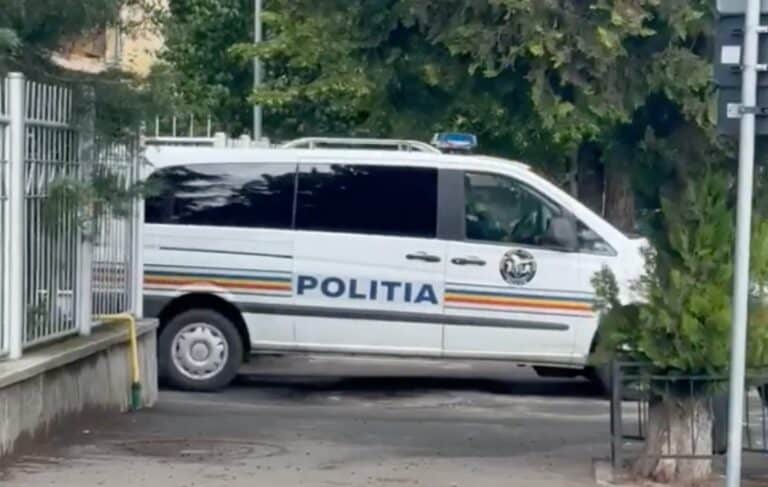 sibian reținut după ce a jefuit un tânăr, telefonul furat fiind recuperat