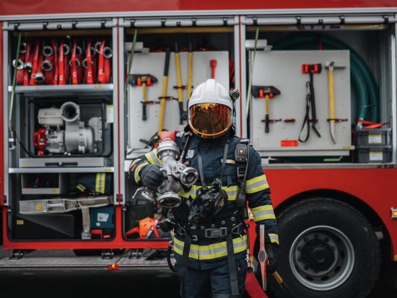incendiu în copșa mică: un transformator electric a fost cuprins de flăcări