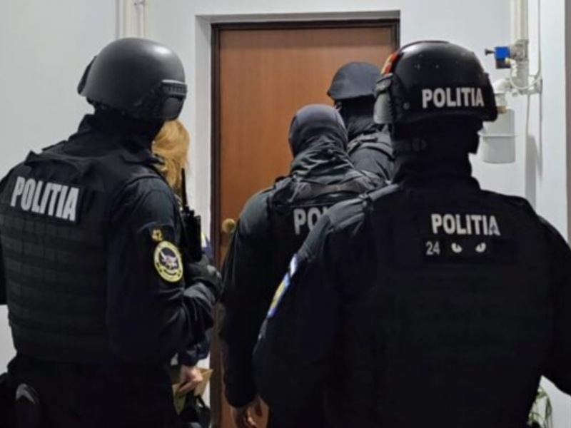 tineri reținuți după ce au sustras unelte și materiale în valoare de zeci de mii de lei de pe un șantier