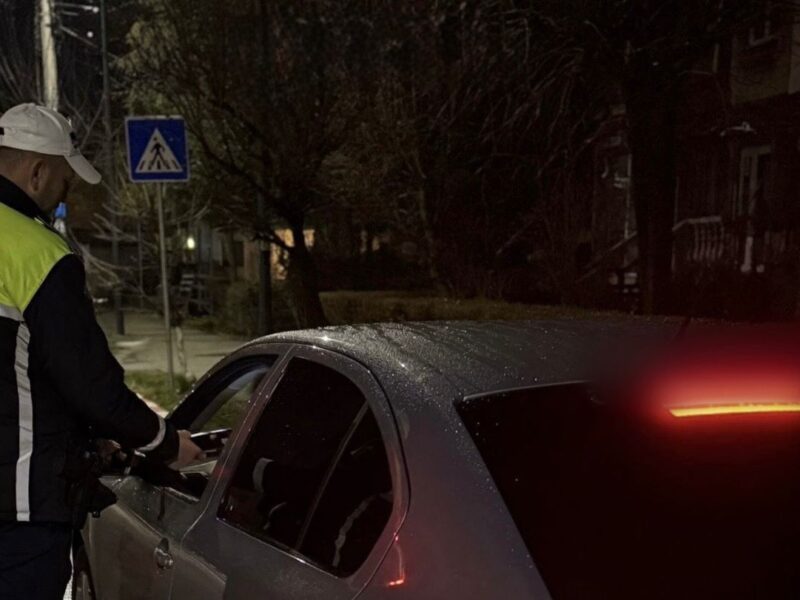 polițiștii din sibiu au intervenit rapid pentru a opri un bărbat pe străzile orașului