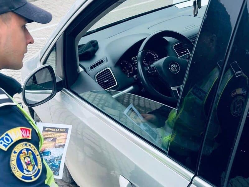 filtre și controale rutiere pe valea oltului: polițiștii opresc majoritatea vehiculelor