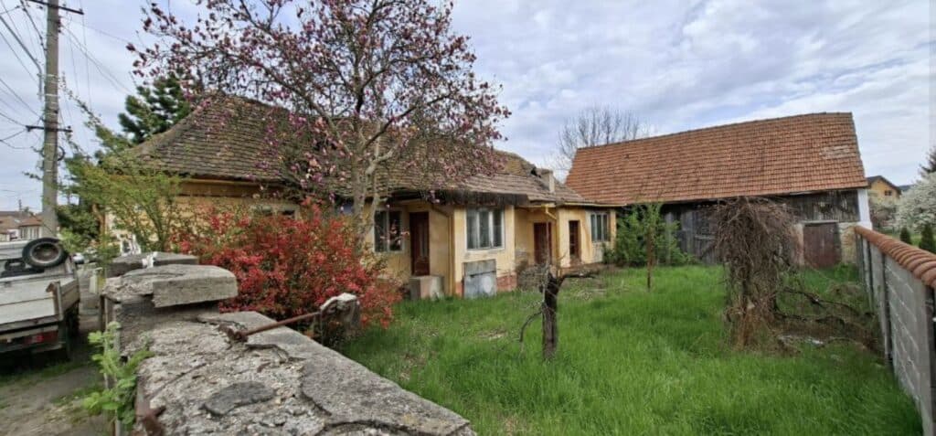 Casa medieșeanului George Togan, în stare de degradare. Petiție pentru salvarea imobilului 2 casa medieșeanului george togan, în stare de degradare. petiție pentru salvarea imobilului