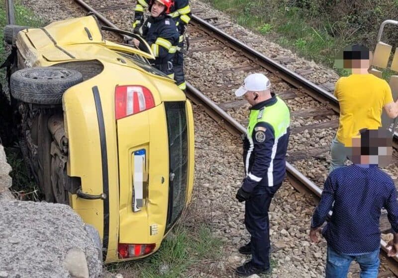 accident rutier cu 3 mașini pe valea oltului: trafic perturbat, imagini disponibile