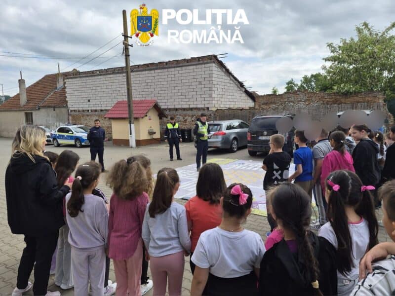 peste 300 de elevi din județul sibiu s-au implicat în activități de educație rutieră