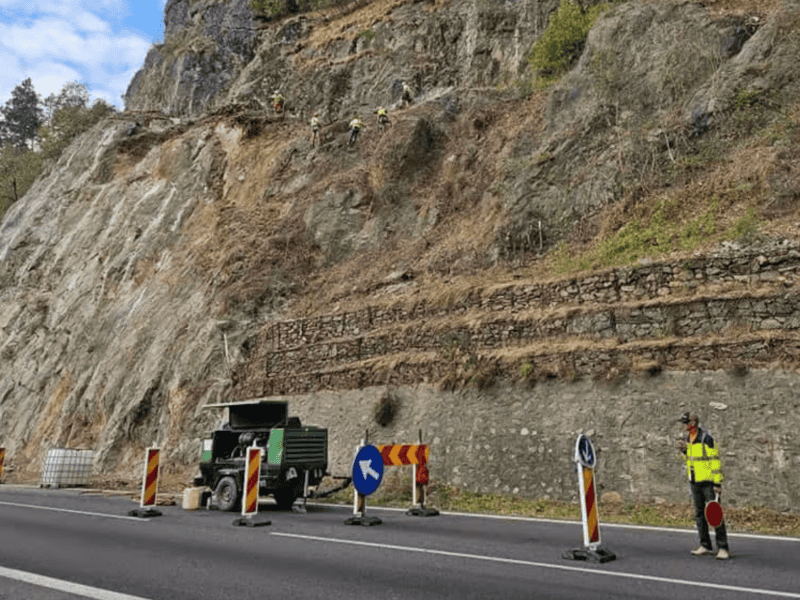 trafic îngreunat pe valea oltului din cauza lucrărilor în două zone