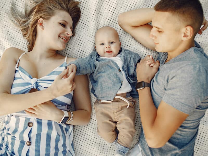 românia se confruntă cu o criză demografică: de două ori mai multe decese decât nașteri