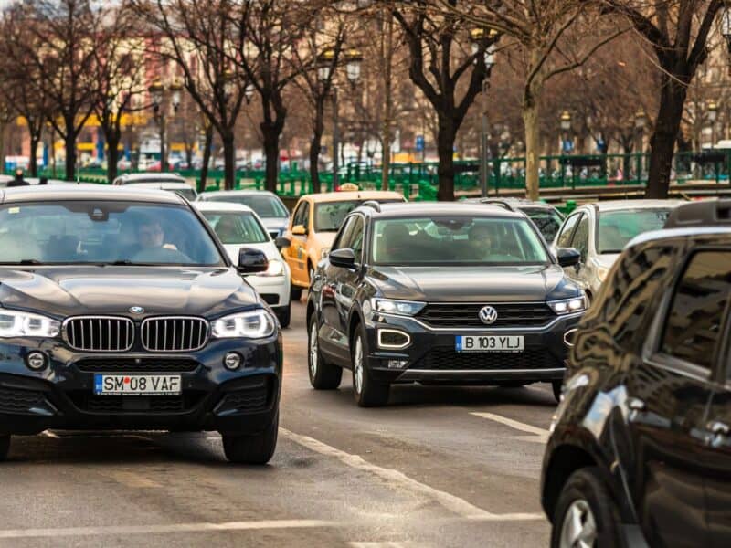 rca-ul se transformă din toamnă: șoferii ar putea plăti cu 100 de lei mai mult sau mai puțin