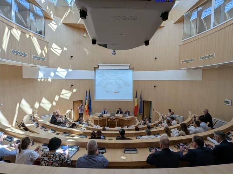 aprobată a doua oară, subvenția de 4,9 milioane de lei pentru aeroportul din sibiu generează opoziția consilierilor psd și aur