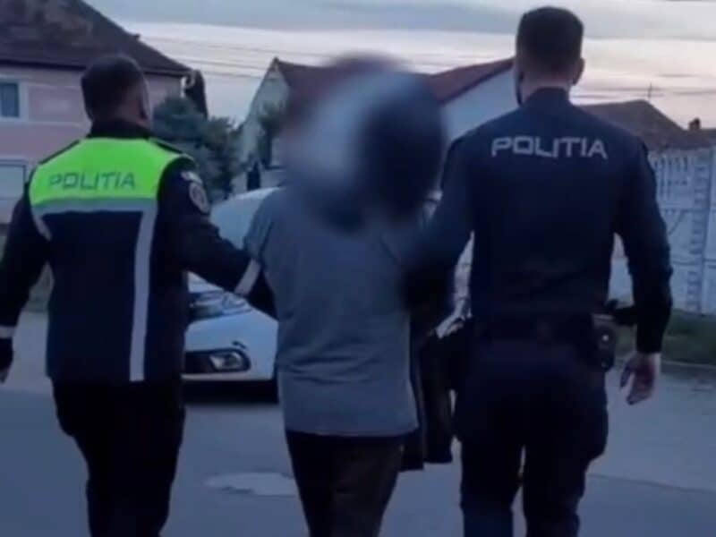 scandal la hoghilag: un bărbat vandalizează mașina fostei concubine cu o bâtă și un ciocan