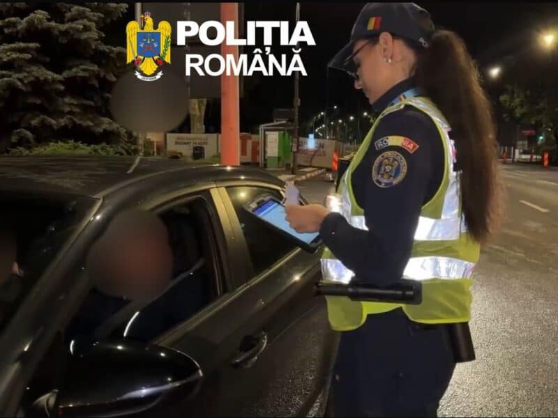 șoferiță surprinsă la volan cu permisul suspendat pe o stradă din mediaș