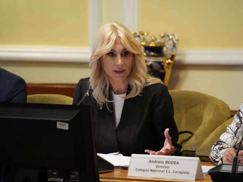 raluca turcan propune interzicerea telefoanelor mobile în școli, inclusiv în pauze